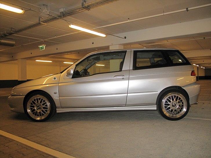 Alfa Romeo 145 Quadrifoglio Verde billede 11