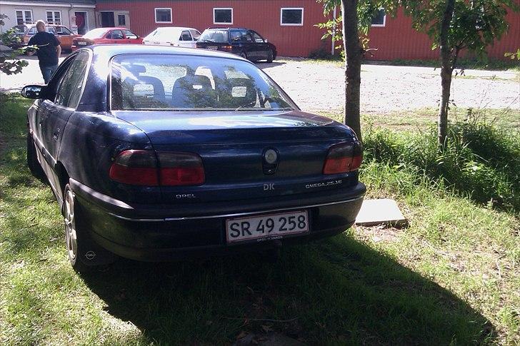 Opel Omega b 2,5 V6 byttet billede 3
