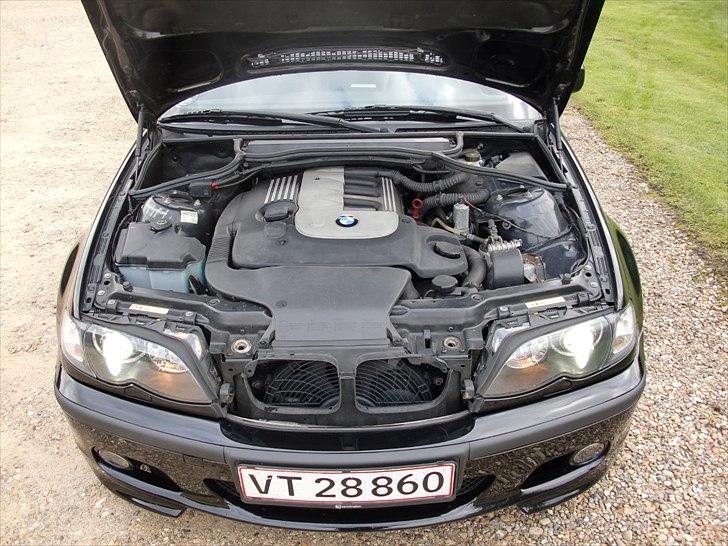 BMW E46 330d Touring (solgt) billede 9