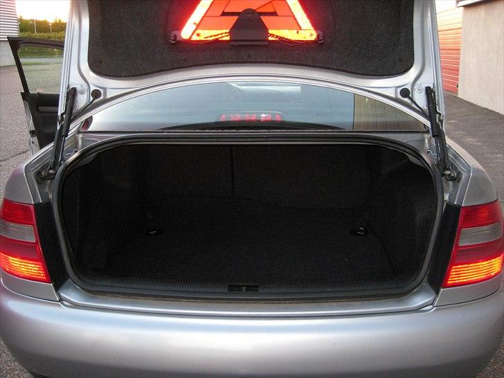 Audi A4 1,8T quattro billede 15