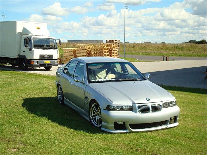 BMW e 36 318is  billede 5