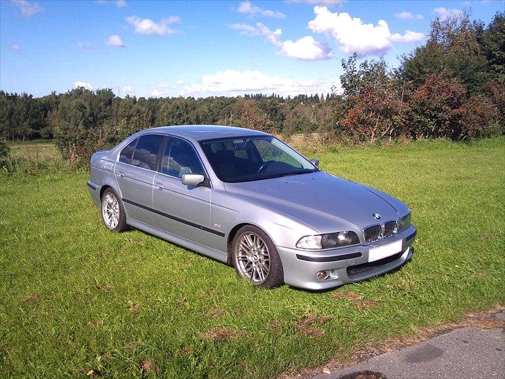 BMW e39 523 steptr. (solgt) billede 17