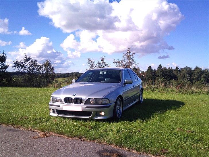 BMW e39 523 steptr. (solgt) billede 18