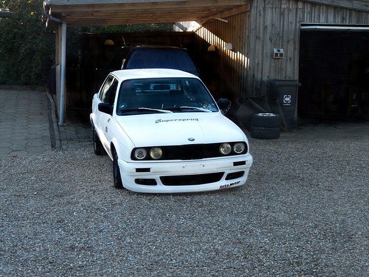 BMW 325i byttet billede 1