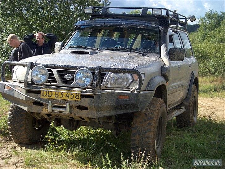 Nissan Patrol y61 SOLGT billede 12