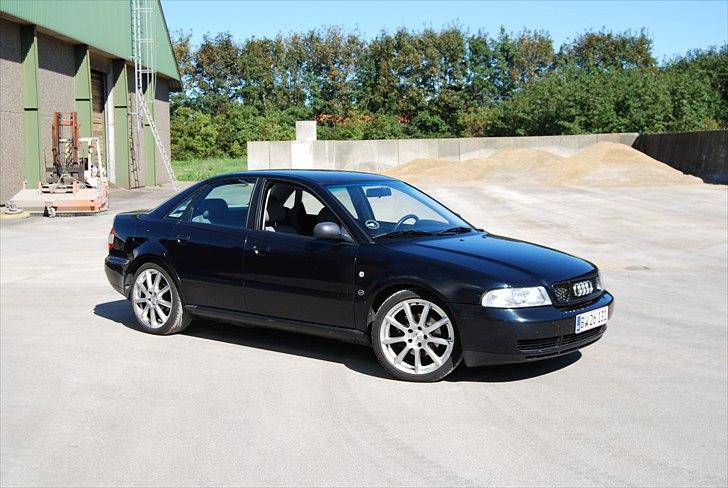 Audi A4 billede 1