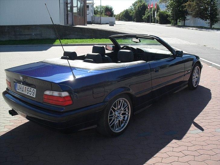 BMW 325i cabriolet (solgt) billede 4