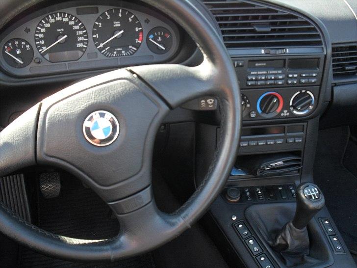 BMW 325i cabriolet (solgt) billede 8