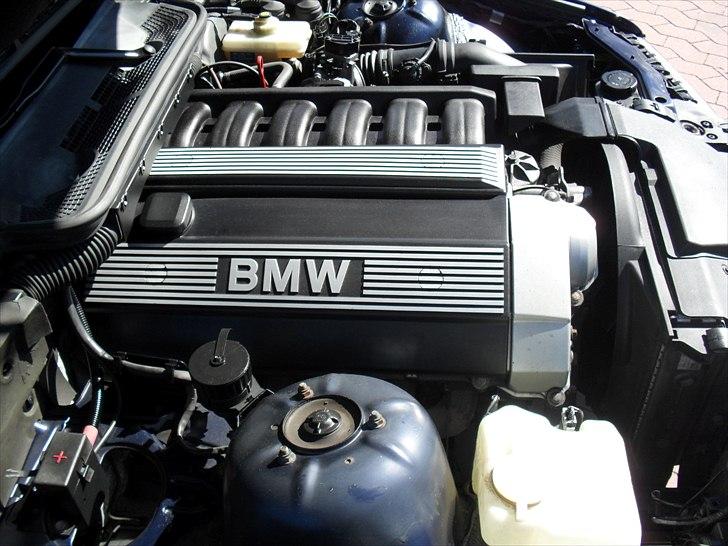 BMW 325i cabriolet (solgt) billede 11