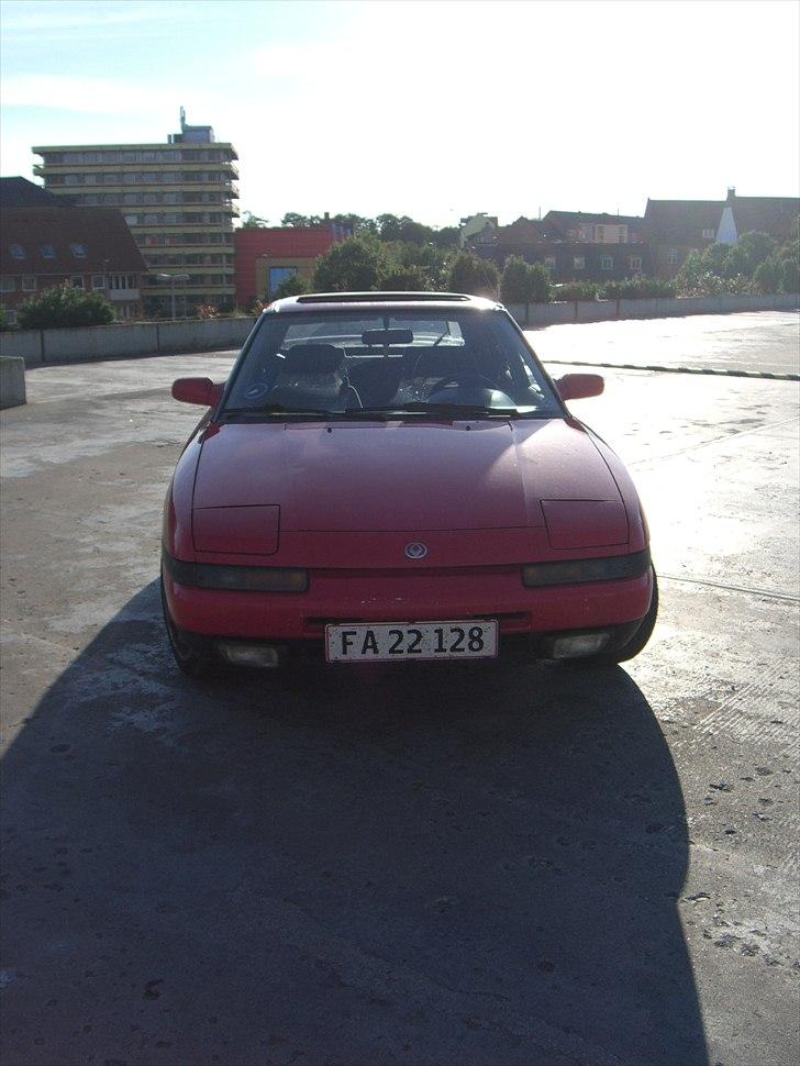 Mazda 323f 1,8 GT (Solgt) billede 8