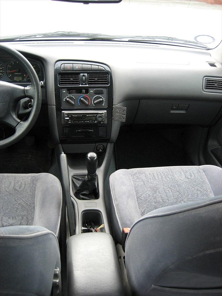 Toyota avensis 1,6 stw. billede 17