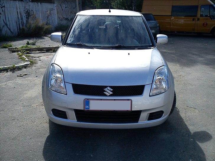 Suzuki Swift SOLGT billede 2