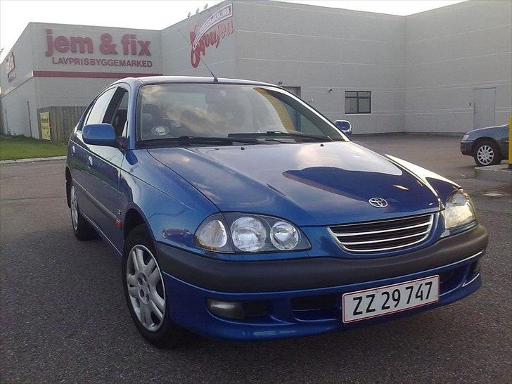Toyota avensis  billede 1