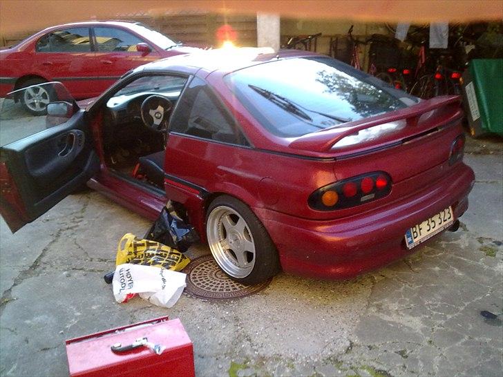 Nissan 100 Nx targa billede 2