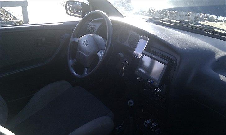 Nissan Primera 2.0 SRi SÆLGES billede 8