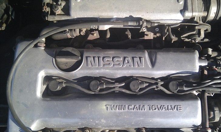 Nissan Primera 2.0 SRi SÆLGES billede 12