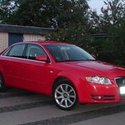 Audi A4 Limousine