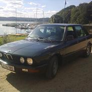 BMW E28  520I 