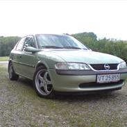 Opel Vectra B SOLGT