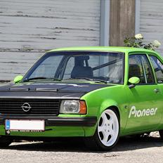 Opel Ascona Solgt