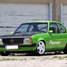 Opel Ascona Solgt