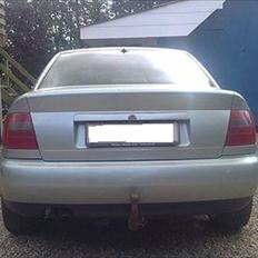 Audi A4 LIMOUSINE 1,8T SOLGT