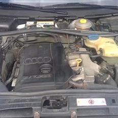 Audi A4 LIMOUSINE 1,8T SOLGT