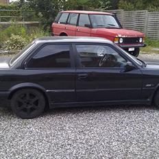 BMW e30 320i /2,7 eta SOLGT