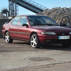 Ford Mondeo er hos politiet