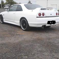 Nissan skyline
