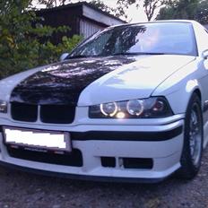 BMW E36 320i [SOLGT]