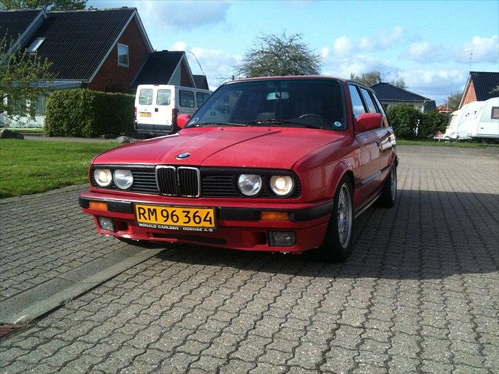 BMW E30 320i solgt billede 2