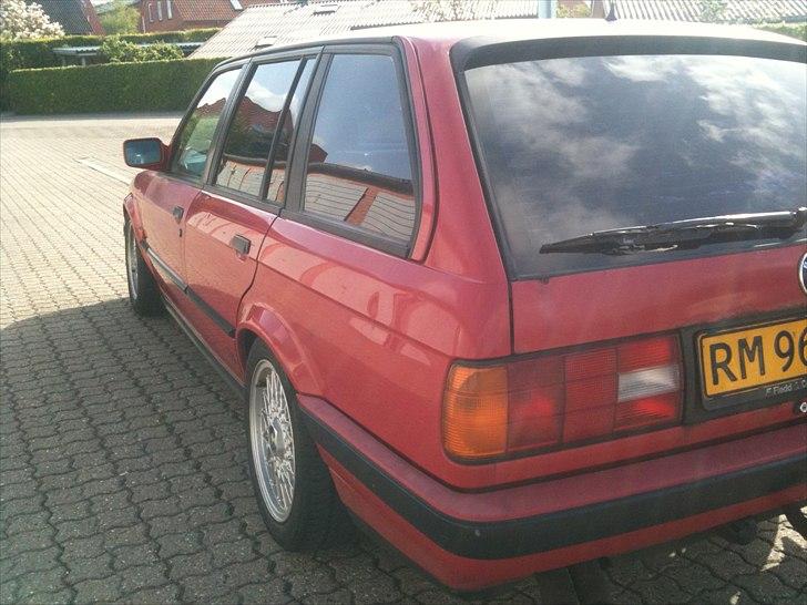 BMW E30 320i solgt billede 5