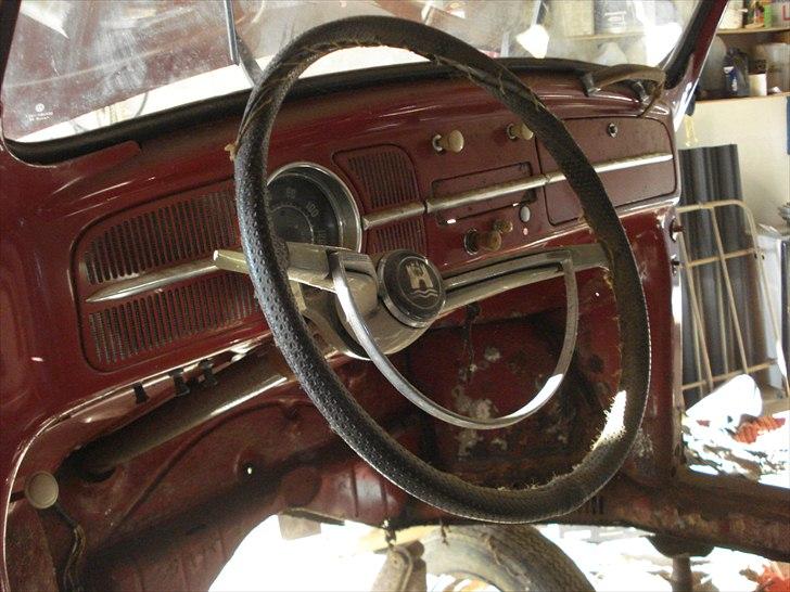 VW 113 bobbel - uden tankmåler, der er bare resevetank billede 8