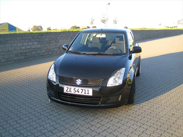 Suzuki Swift 1,3 SOLGT ! billede 7