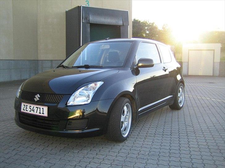 Suzuki Swift 1,3 SOLGT ! billede 12