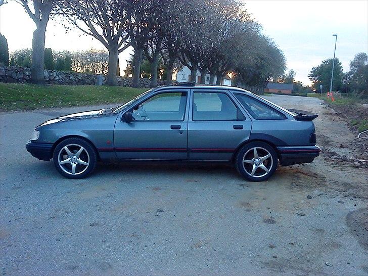 Ford sierra 2,0i CLX billede 2