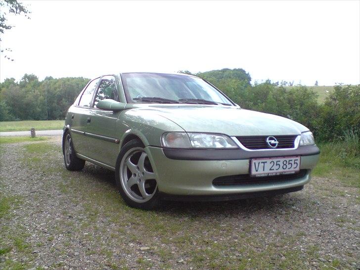 Opel Vectra B SOLGT billede 4