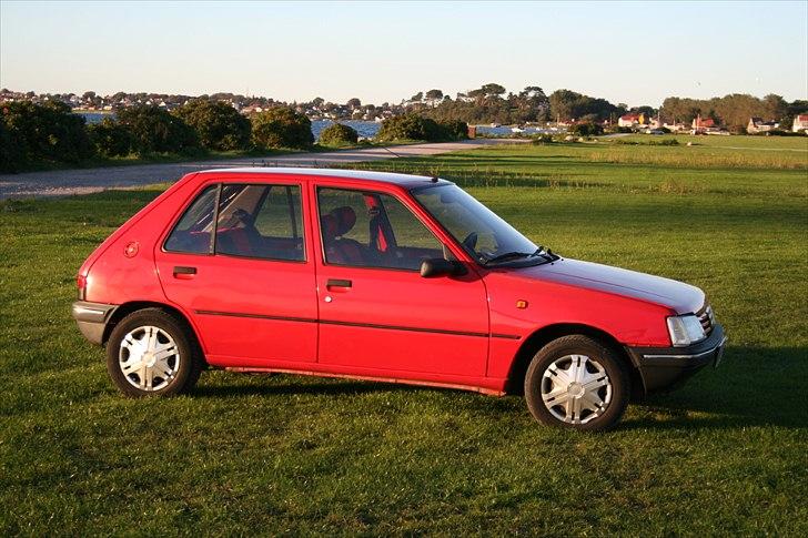 Peugeot 205 GRI   SOLGT billede 5