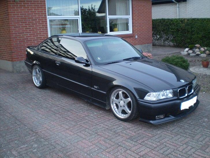 BMW e36 325i Coupé  (SOLGT) billede 1