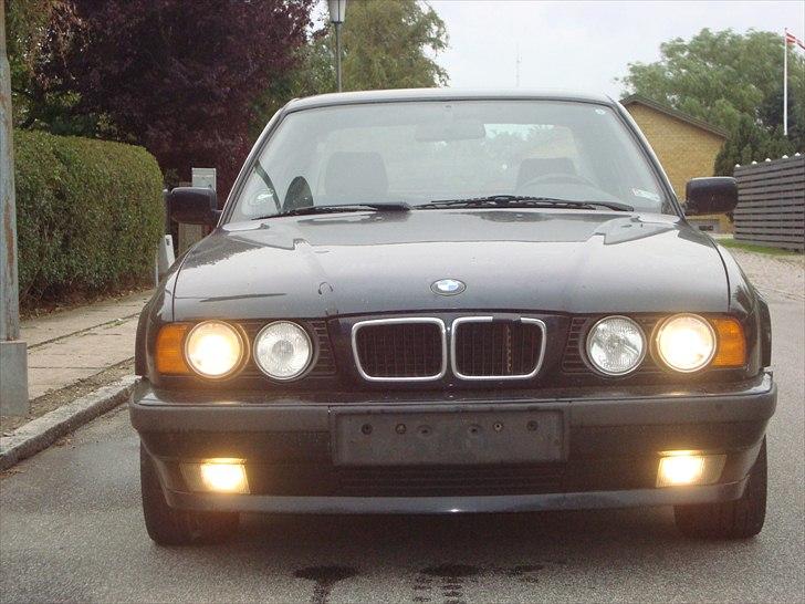 BMW 518i  "SOLGT" billede 1