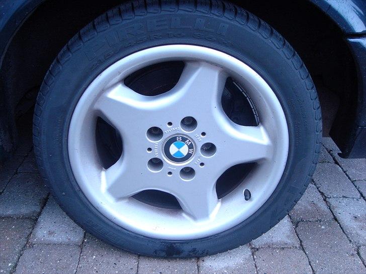 BMW 518i  "SOLGT" billede 6