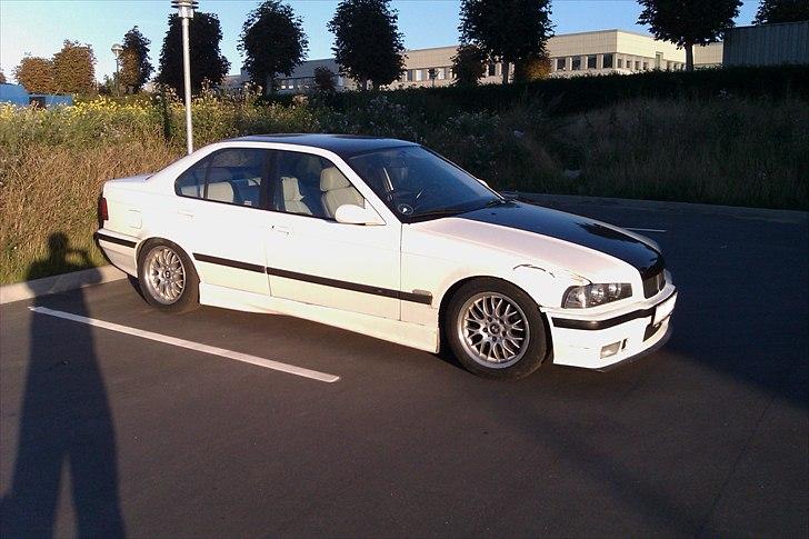 BMW E36 320i [SOLGT] billede 13