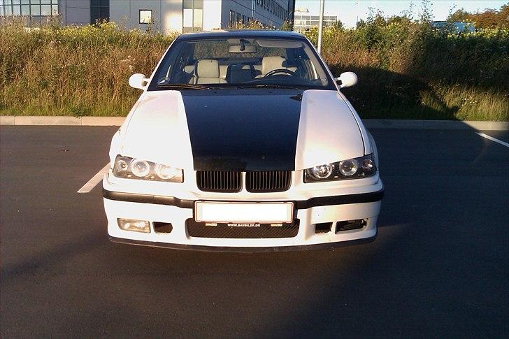 BMW E36 320i [SOLGT] billede 14