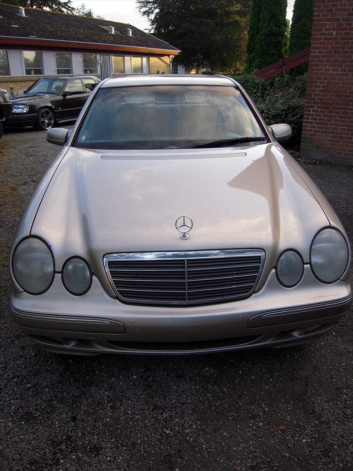 Mercedes Benz E320 CDI aut solgt billede 1