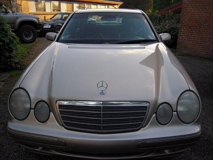 Mercedes Benz E320 CDI aut solgt billede 2