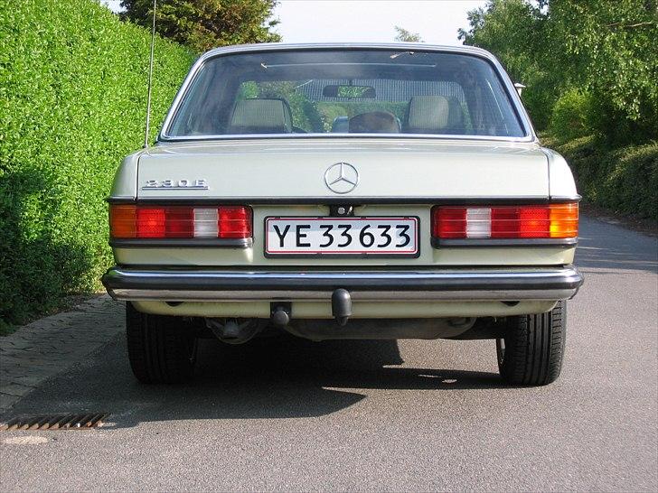 Mercedes Benz W123  - med nye hjul ,,,, men ikke sænket endnu ,,,,  billede 14