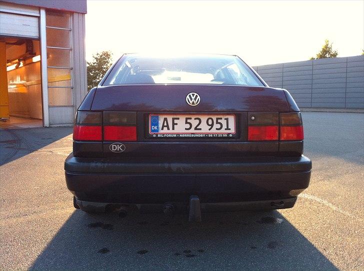 VW Vento 1.9 CL  *SOLGT* billede 4