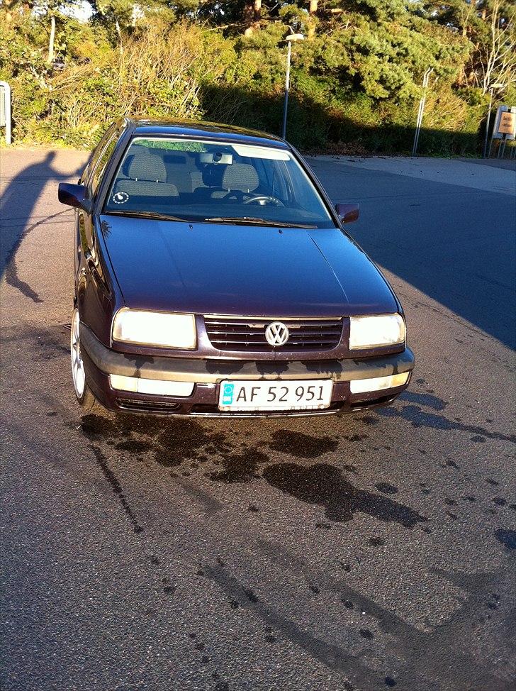 VW Vento 1.9 CL  *SOLGT* billede 6