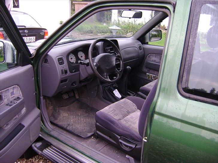 Nissan King cab Navara solgt billede 6